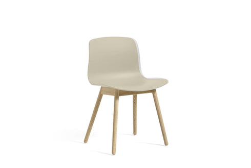 About A Chair AAC 12
